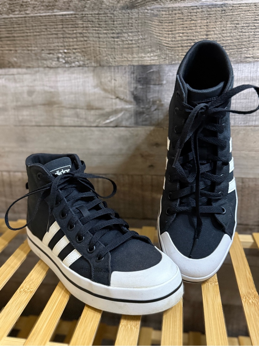 adidas Women’s Bravada Mid Canvas Sneakers in Black & White, Size 8 - Picture 3 of 14